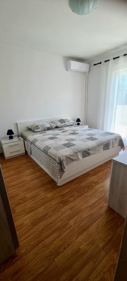 Apartman Mia 巴斯卡 外观 照片